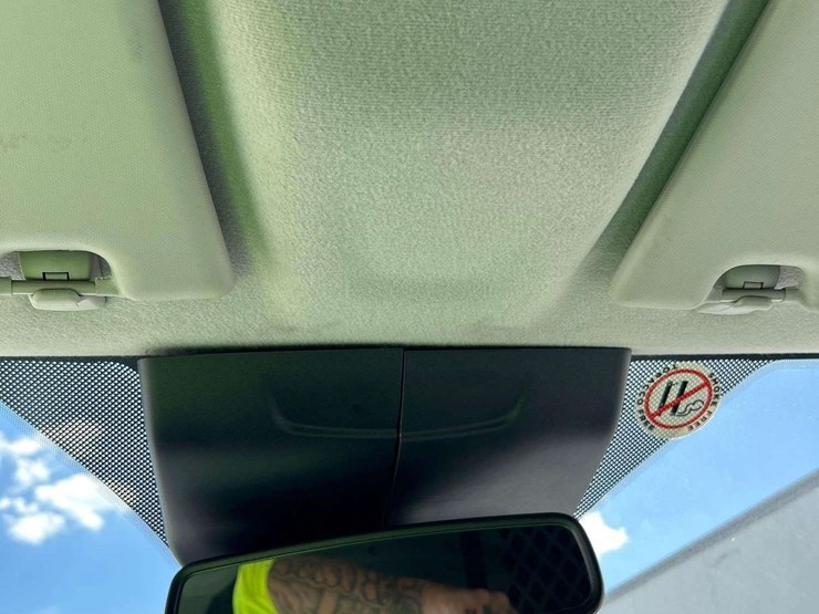 2017-ford-transit-image-21