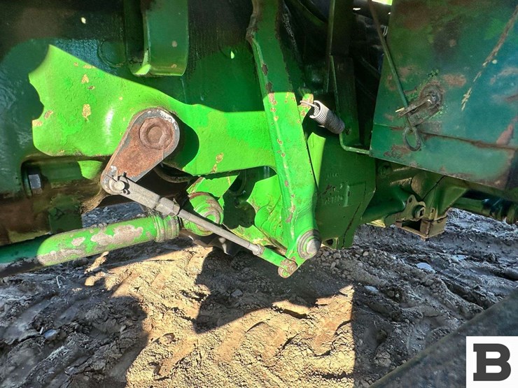 john-deere-2840-image-40