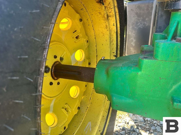 1993-john-deere-7600-image-33