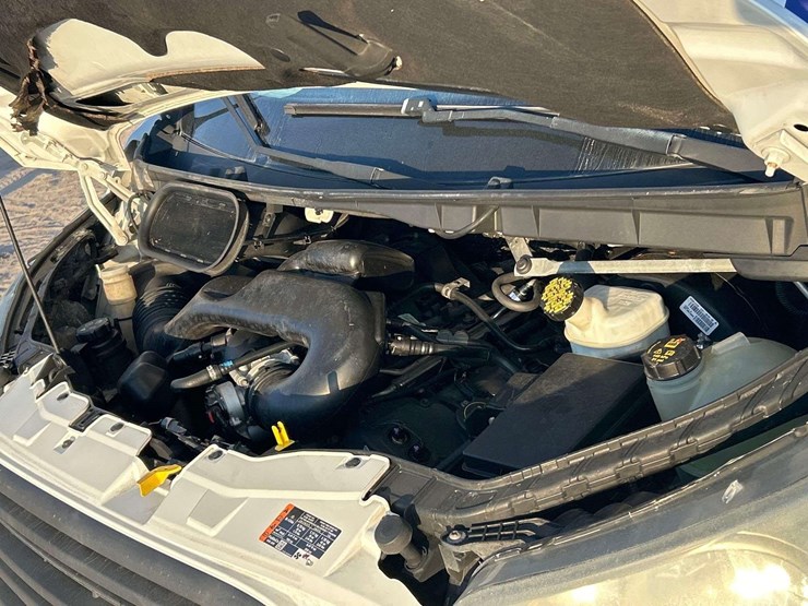 2016-ford-transit-image-7