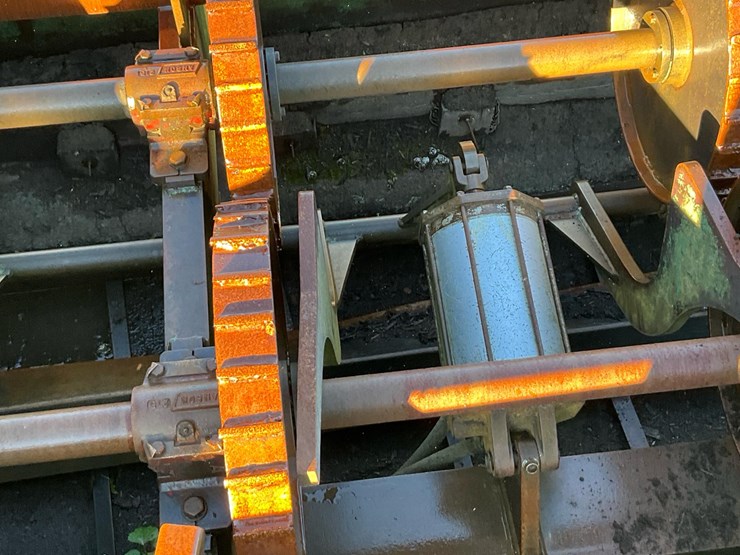 #120-•-2014-hmc-v206rosserhead-debarker-image-38