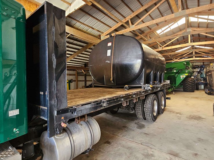 2005-kenworth-t300-image-8