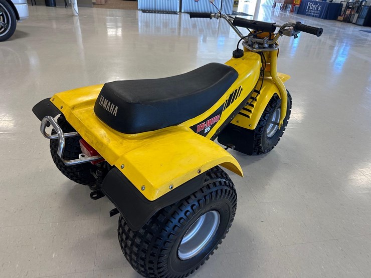 1982-yamaha-tri-moto-125-3-wheeler-image-3