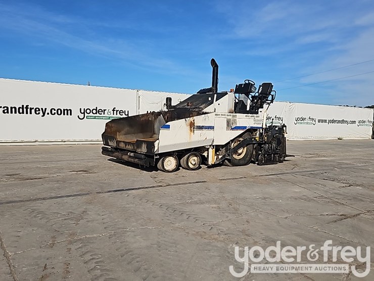 2014-caterpillar-ap-1000e-image-2