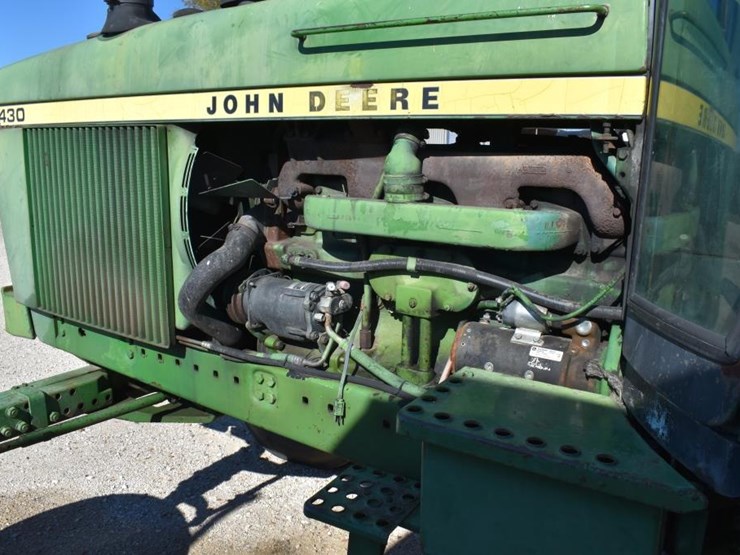 john-deere-4430-image-7
