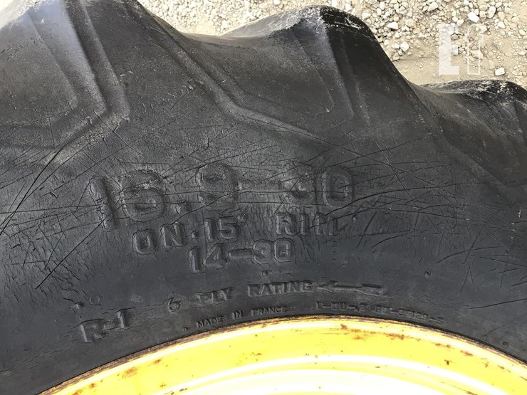 1985-john-deere-2350-image-19