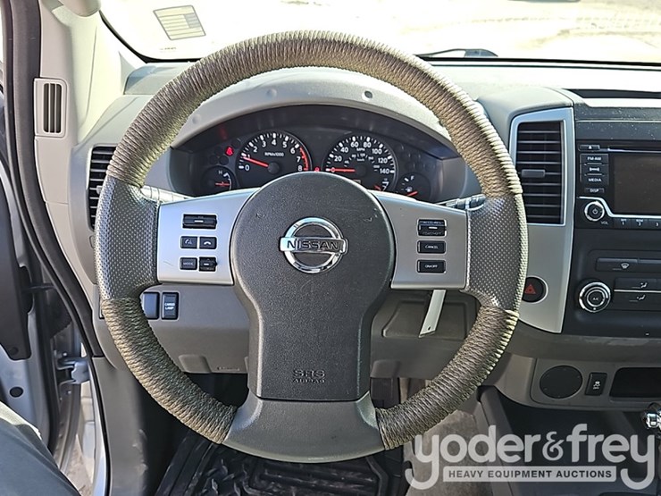 2016-nissan-frontier-image-30