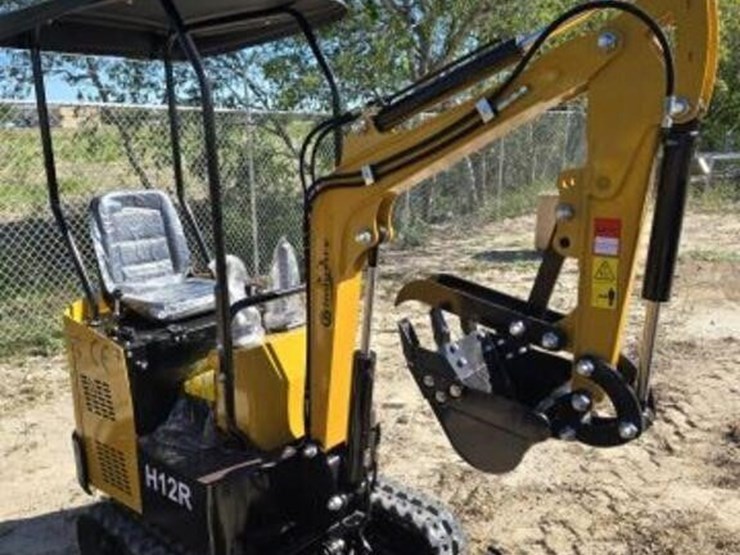 cfg-mini-excavator-h12r-image-1