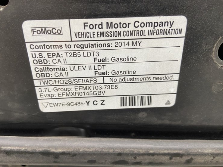 2014-ford-explorer-image-40