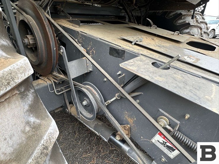 2008-gleaner-r75-image-54