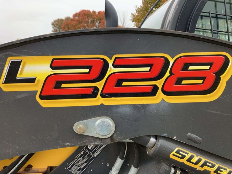 2018-new-holland-l228-image-6