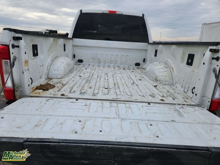 2019-ford-f350-image-23