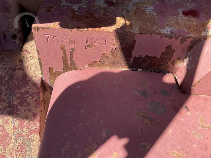 allis-chalmers-7060-image-2