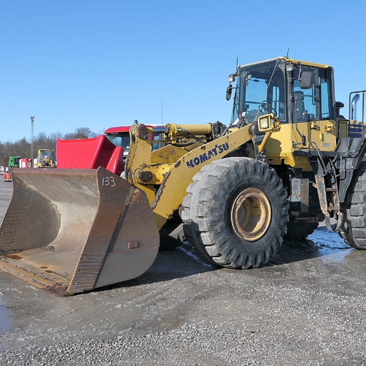 2011 KOMATSU WA470-6
