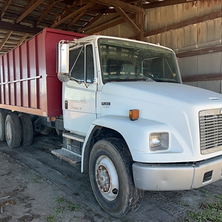 1999 FREIGHTLINER TRUCK,  JOHNNY GREGORY BODY, VIN...5220
