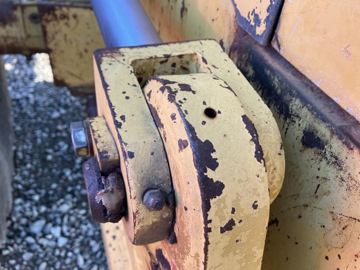 caterpillar-535b-image-13