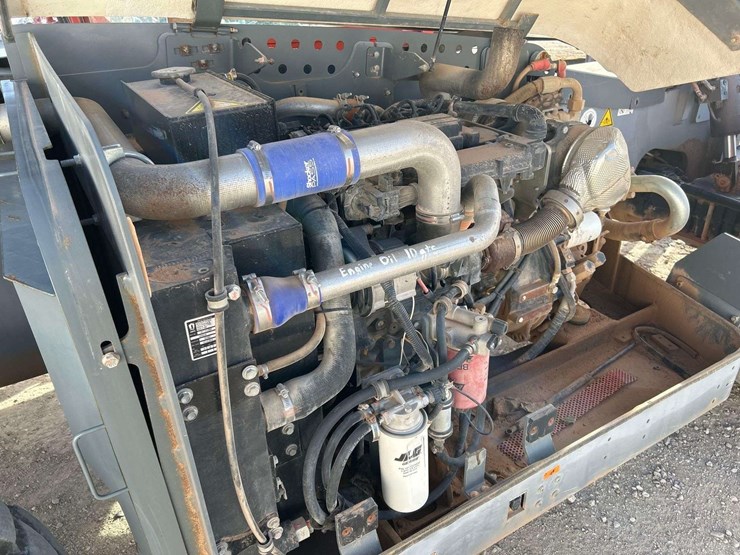 2018-skyjack-sj1056th-image-8