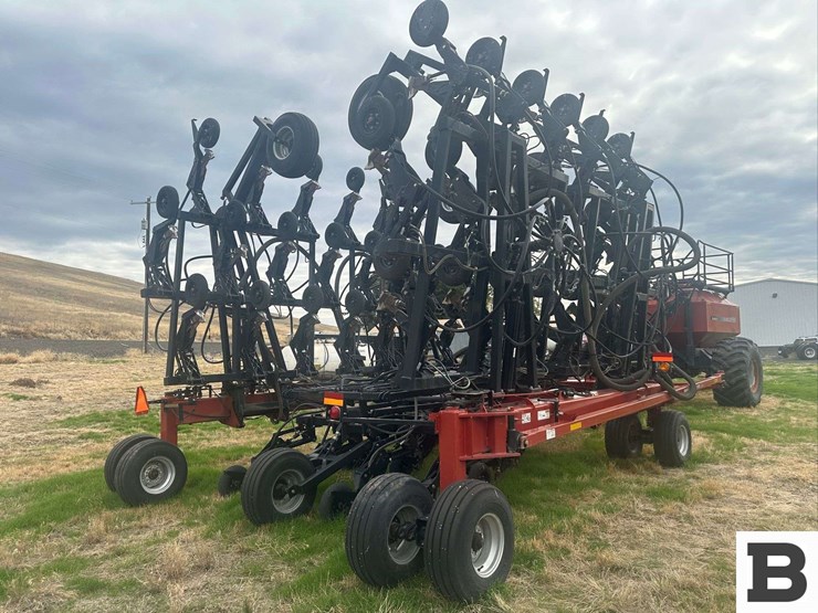 2012-case-800-image-5