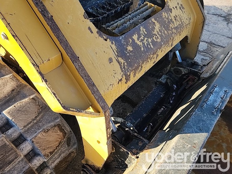 2021-caterpillar-289d3-image-13