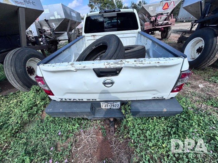 2018-nissan-titan-image-7