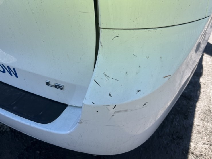 2014-toyota-sienna-le-image-17