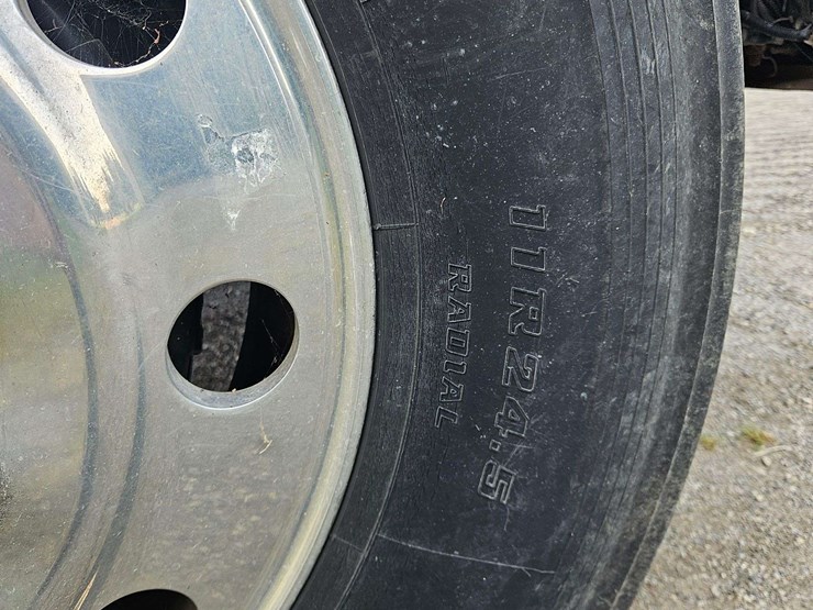 1997-kenworth-t800-image-14