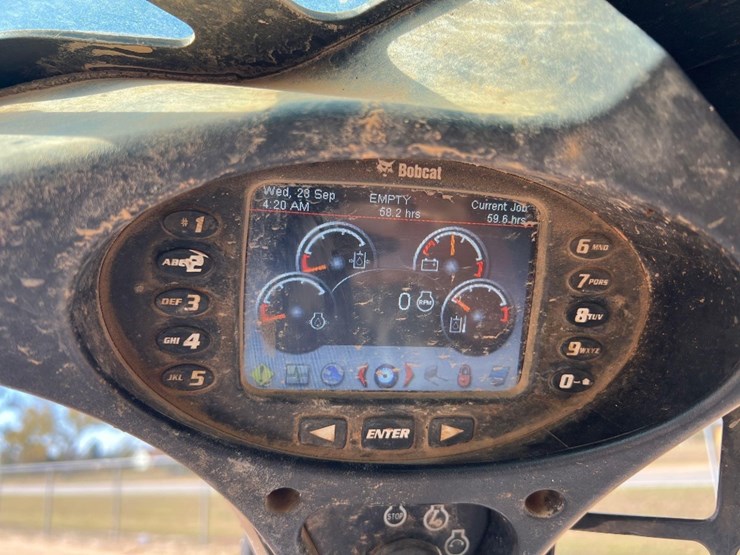 2019-bobcat-t595-image-32