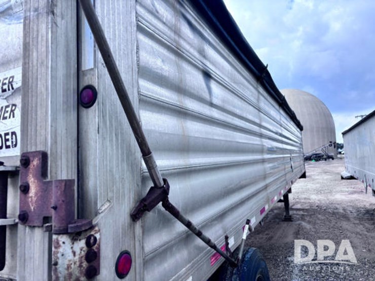 2006-travis-end-dump-image-38