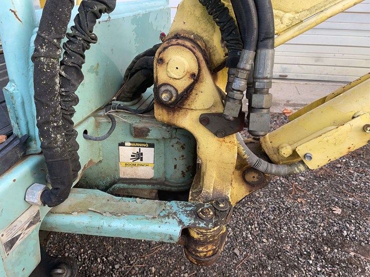 yanmar-vio35-image-11