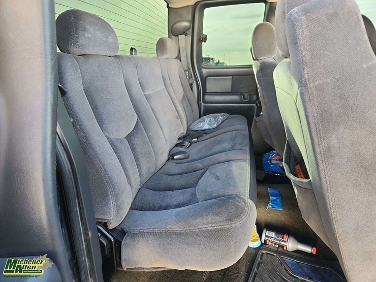 2003-gmc-sierra-1500-image-18