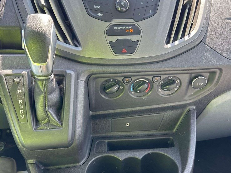 2017-ford-transit-image-18