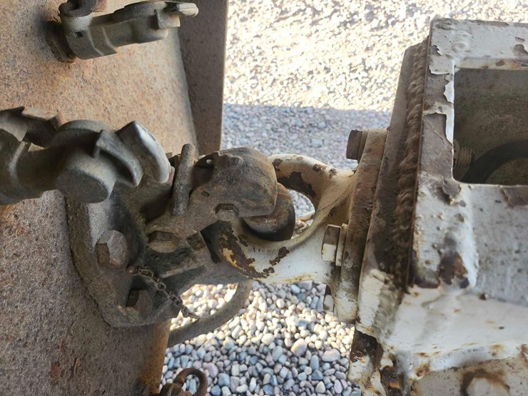 1975-axle-24ft-image-16