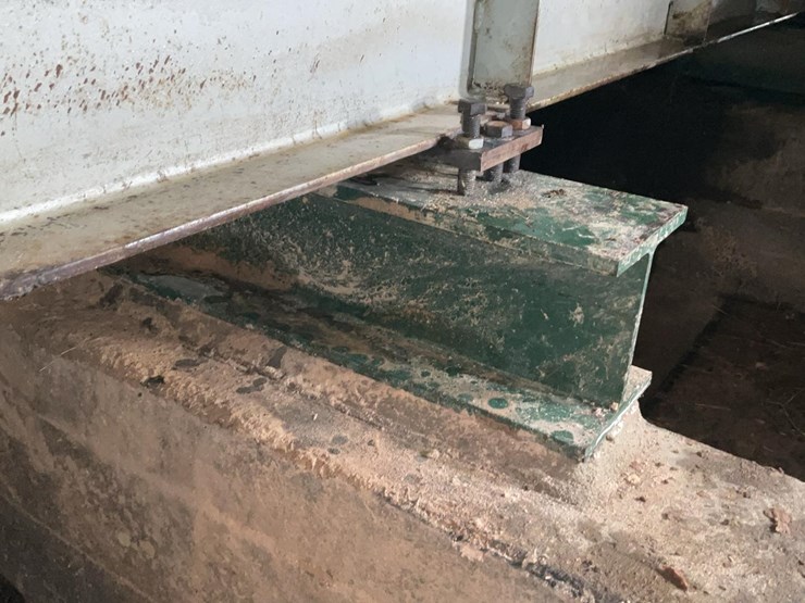 #126-•-cleereman-track-and-frame-image-5