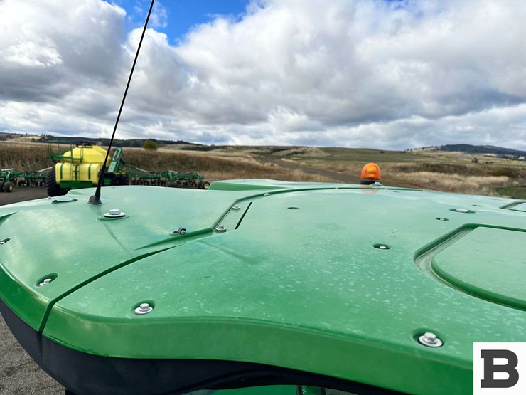 john-deere-w235r-image-78