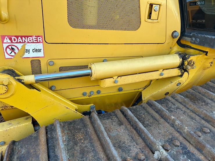 #32837-•-komatsu-39px-crawler-dozer-km10d130kka096648-image-28