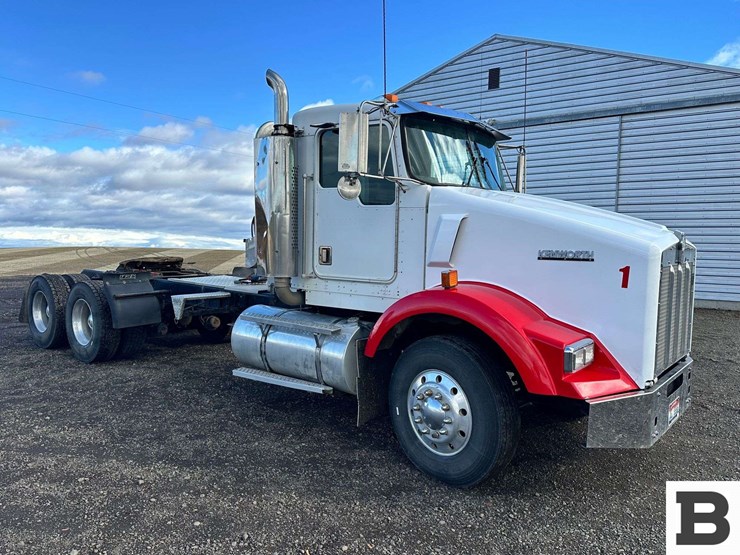 1999-kenworth-t800-image-6