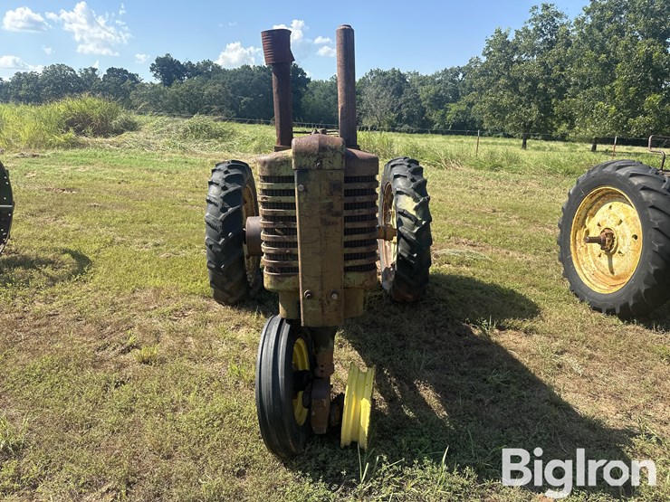 1951-john-deere-g-image-2