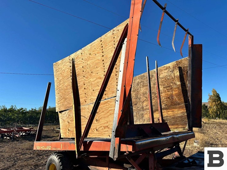 1972-new-holland-1048-image-32