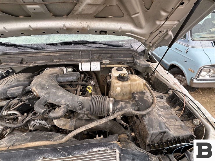 2011-ford-f450-image-15