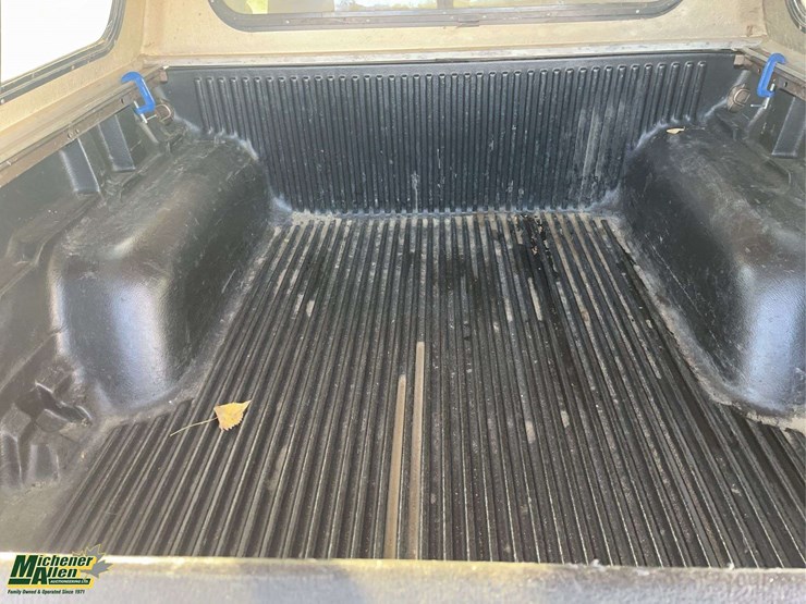 2002-chevrolet-s10-image-16