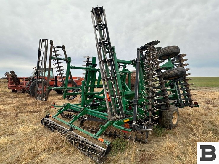 great-plains-2400tm-image-7