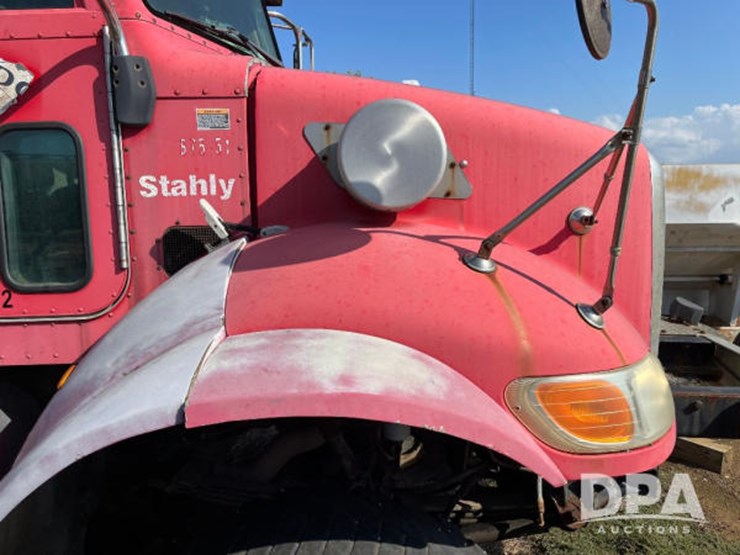 2009-stahly-peterbilt-image-16