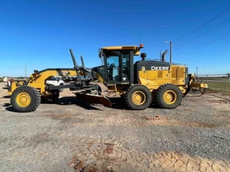 2018-deere-672g-image-13