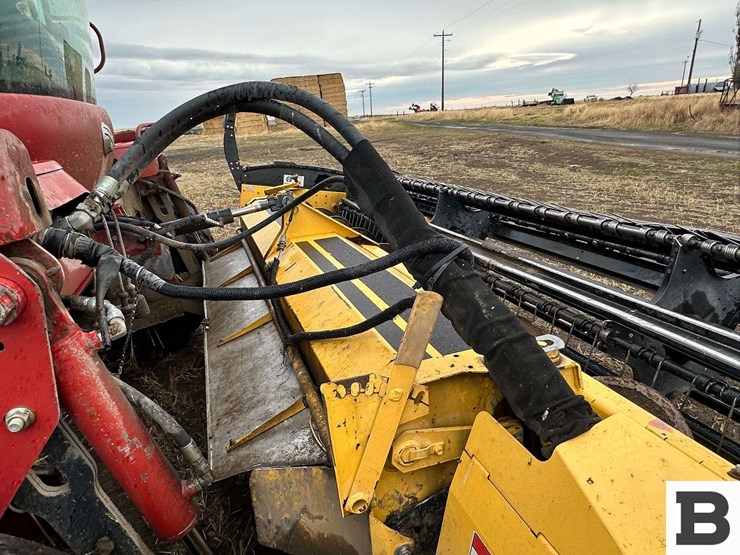 2009-new-holland-h8040-image-44