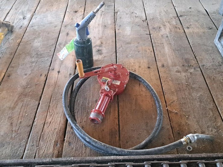 #107-•-fill-rite-gas-pump-image-1