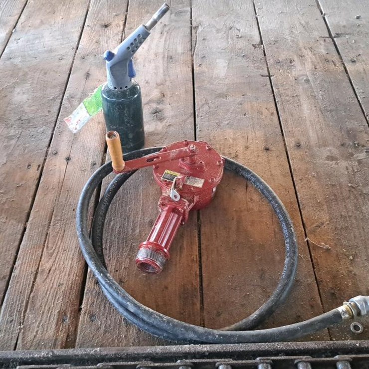 #107 • Fill-Rite Gas Pump