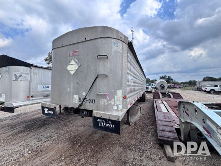 2006-travis-end-dump-image-3