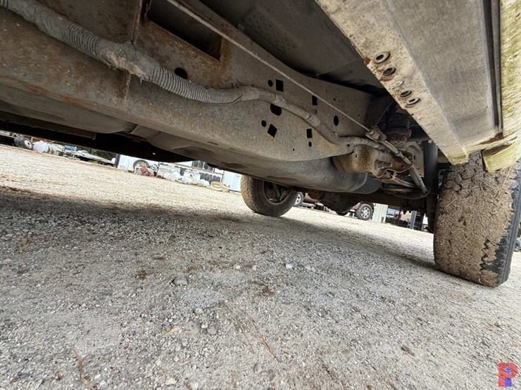 2014-ford-f150-xlt-image-16