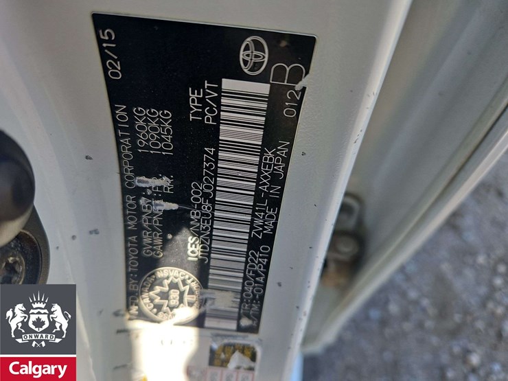 2015-toyota-prius-v-hybrid-4dr-wagon-image-21