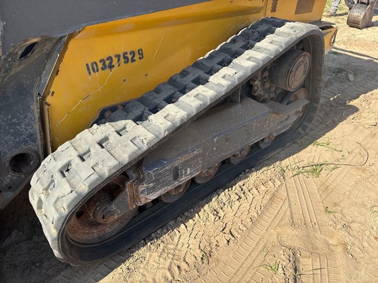 2021-deere-325g-image-9